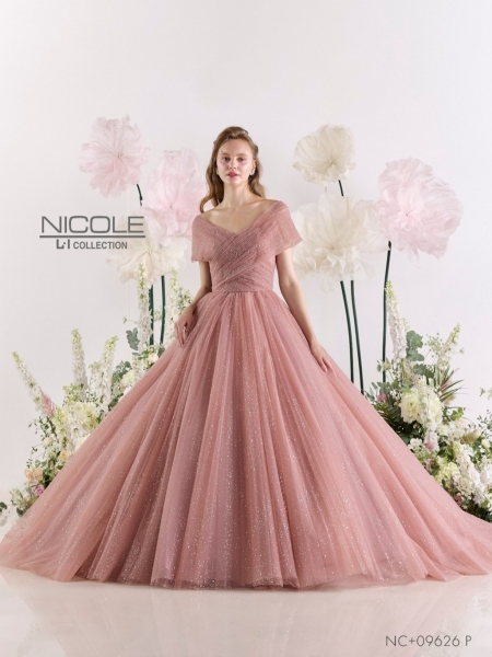 Color Dress｜衣装コレクション｜ウエディングドレスのレンタルなら