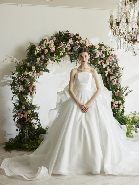Wedding Dress｜衣装コレクション｜ウエディングドレスのレンタルなら