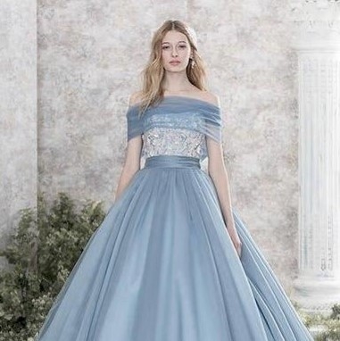 Azuma-Dress カラードレスラインナップより色バリエーション豊かに4点掲載しました。ジルスチュアートやハーディーエイミス ロンドンなど発色の綺麗なレンタルカラードレスです。