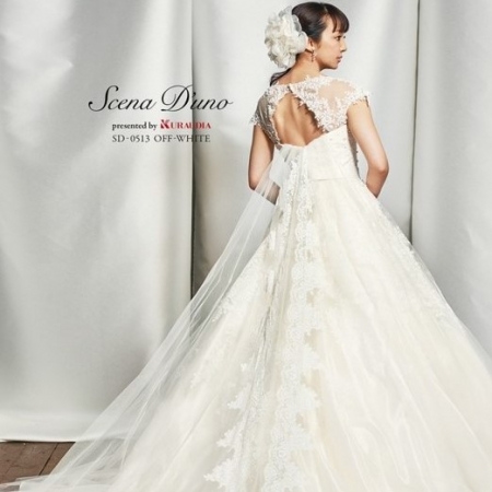 シェーナ・ドゥーノより、Wドレス1点とカラードレス2点を掲載しました。